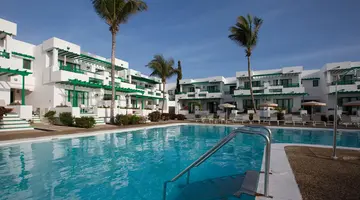 Nazaret Apartments