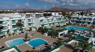 Nazaret Apartments