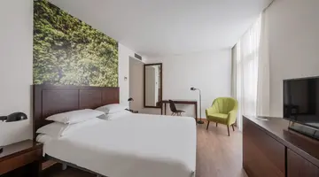 Neat Hotel Avenida