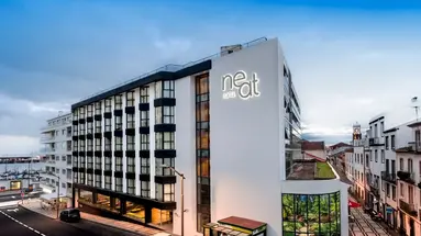 NEAT Hotel Avenida