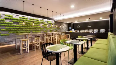 Neat Hotel Avenida