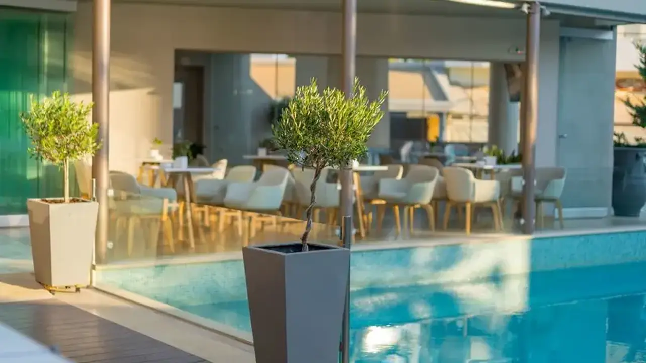 Nefeli Hotel