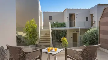 Nefeli Hotel