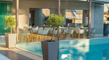 Nefeli Hotel