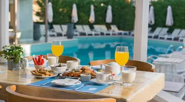 Nefeli Hotel