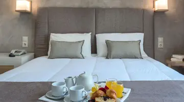 Nefeli Hotel