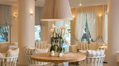 Nefeli Hotel
