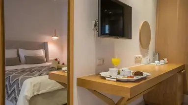 Nefeli Hotel