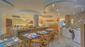 Nefeli Hotel