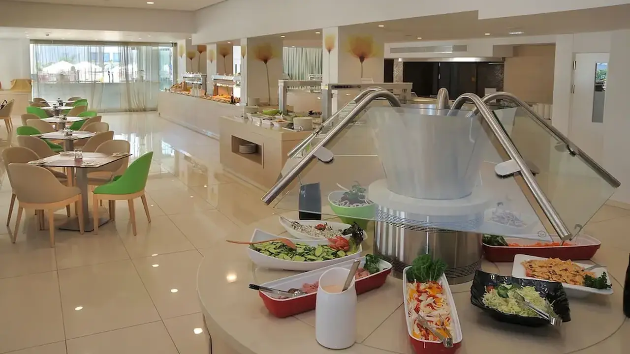 Nelia Beach Hotel & Spa