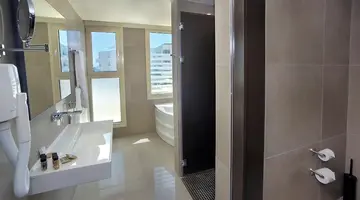 Nelia Beach Hotel & Spa