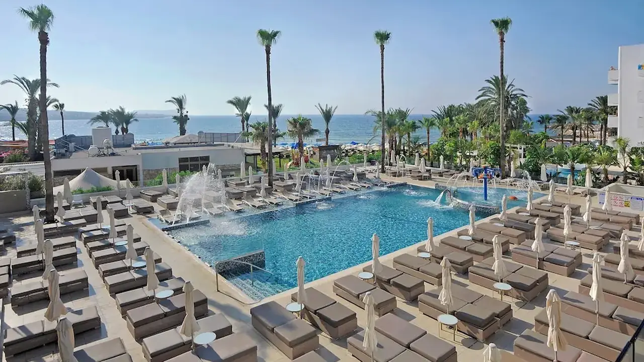Nelia Beach Hotel & Spa