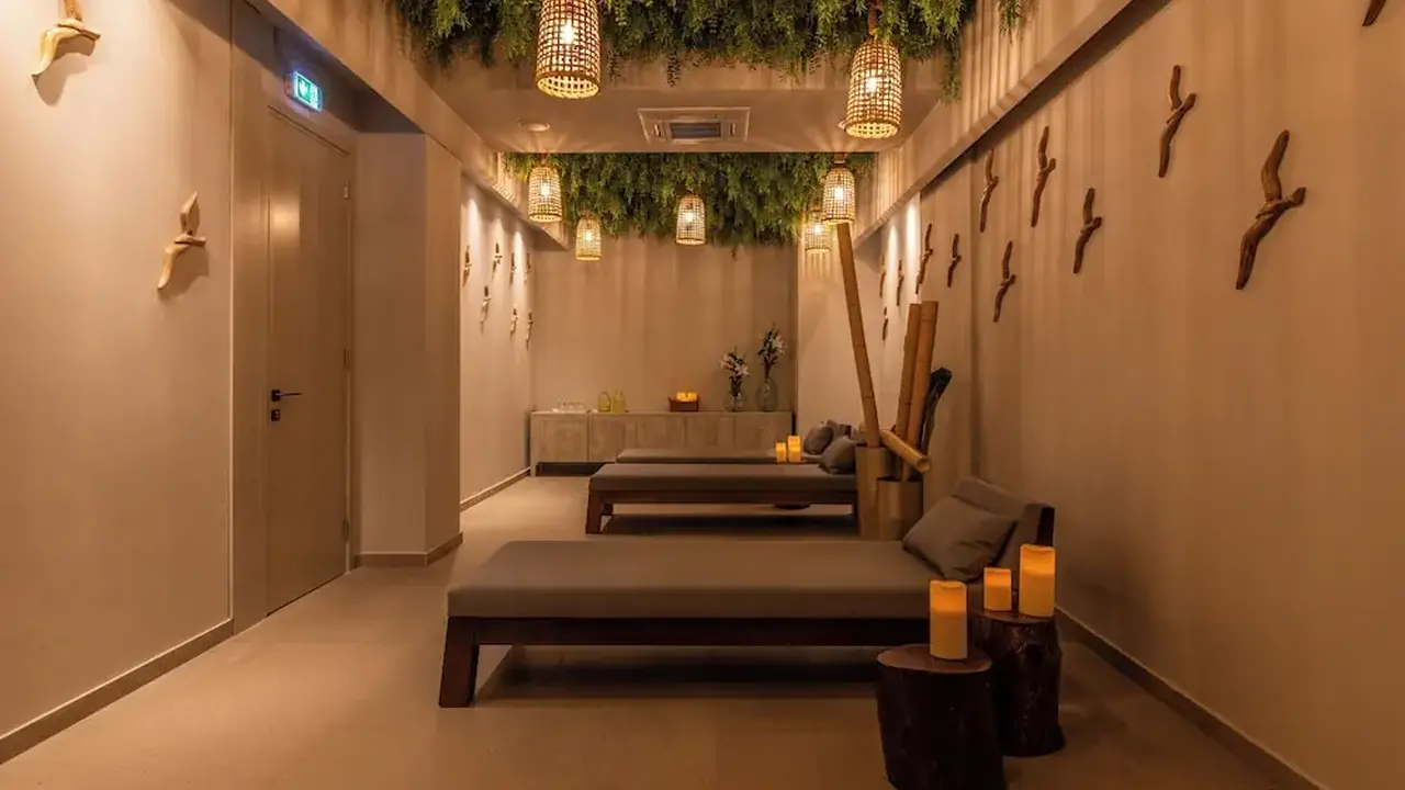Nelia Beach Hotel & Spa