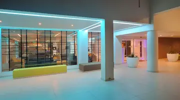 Nelia Beach Hotel & Spa