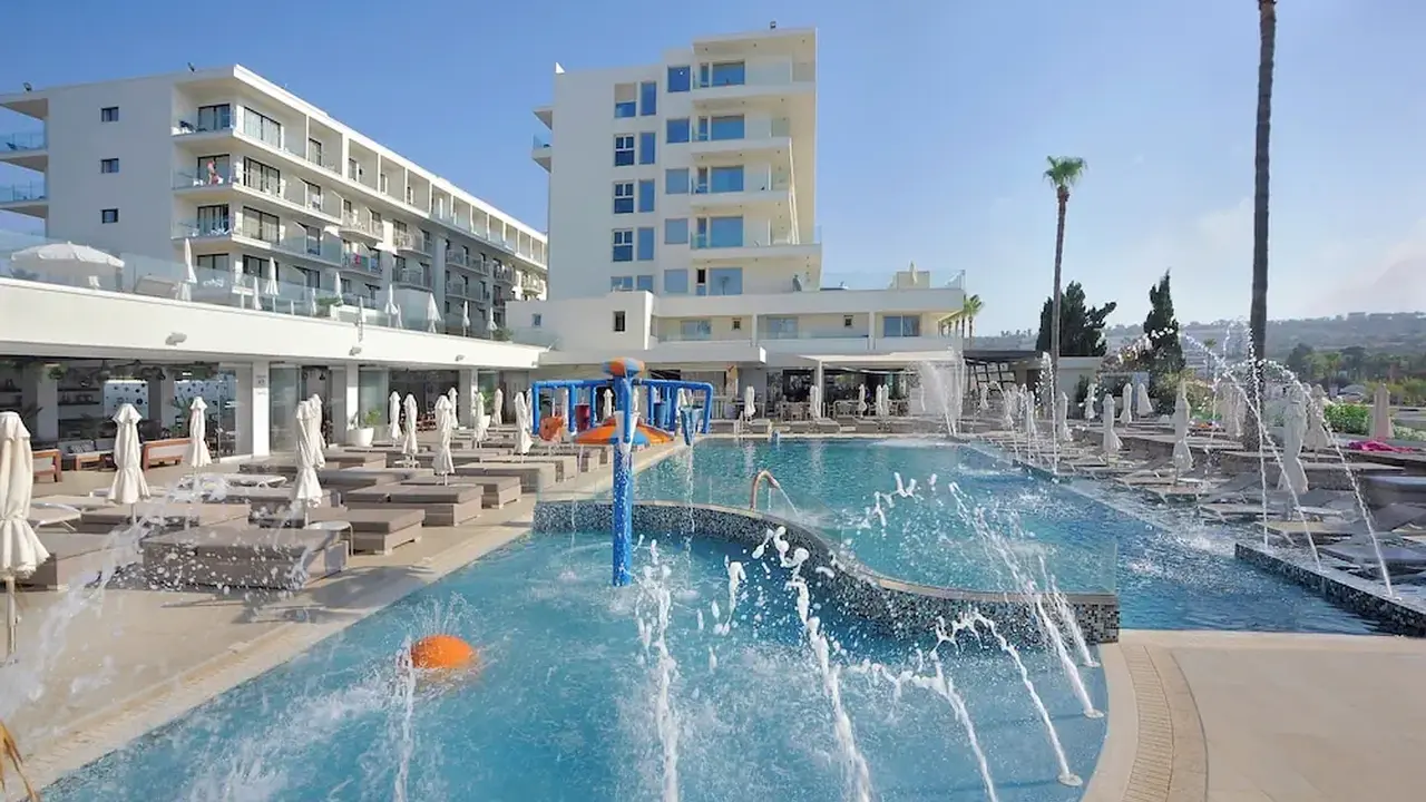 Nelia Beach Hotel & Spa