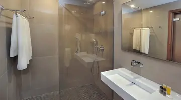 Nelia Beach Hotel & Spa