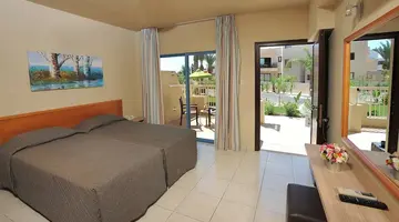 Nelia Gardens