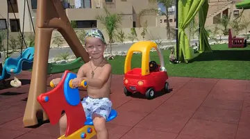 Nelia Gardens