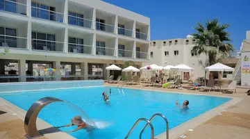 Nelia Gardens