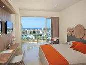 Nelia Gardens