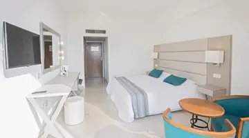Nelia Sea Breeze