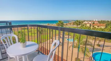 Nelia Sea Breeze