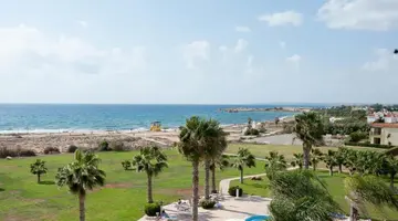 Nelia Sea Breeze