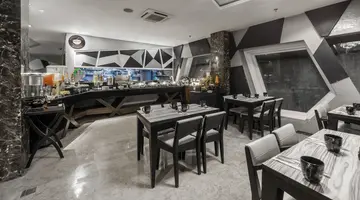 NEO KUTA JELANTIK