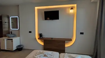 NEON HOTEL