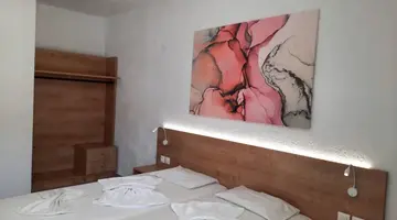 NEON HOTEL