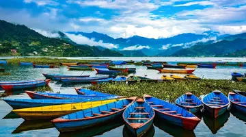 Nepal: Wędrówki i Przygody
