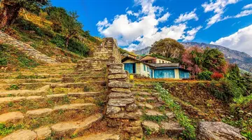 Nepal: Wędrówki i Przygody
