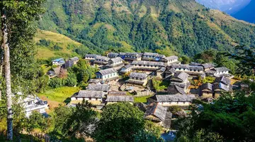 Nepal: Wędrówki i Przygody