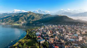 Nepal: Wędrówki i Przygody