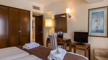 Neptune Luxury Resort