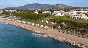 Neptune Luxury Resort