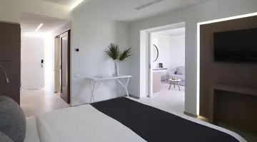 Neptune Luxury Resort