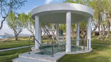 Neptune Luxury Resort