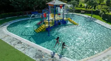 Neptune Luxury Resort