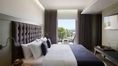Neptune Luxury Resort
