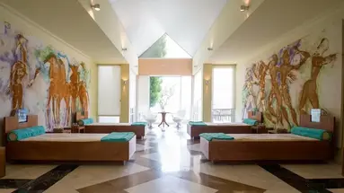 Neptune Luxury Resort