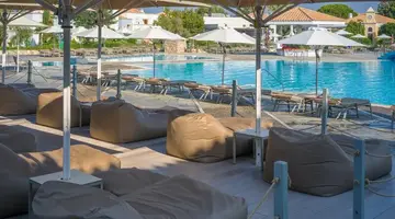 Neptune Luxury Resort