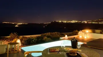 Neptune Luxury Spa Suites