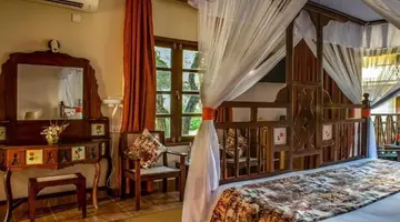 Neptune Palm Beach Boutique Resort & Spa