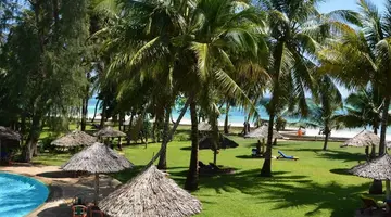 Neptune Palm Beach Boutique Resort & Spa