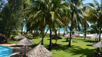 Neptune Palm Beach Boutique Resort & Spa
