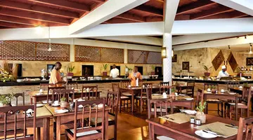 Neptune Palm Beach Boutique Resort & SPA