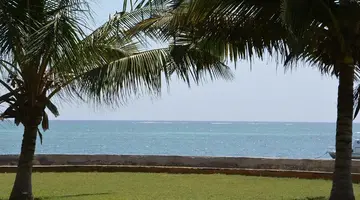 Neptune Palm Beach Boutique Resort & Spa