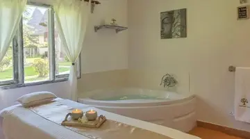 Neptune Paradise Beach Resort & Spa