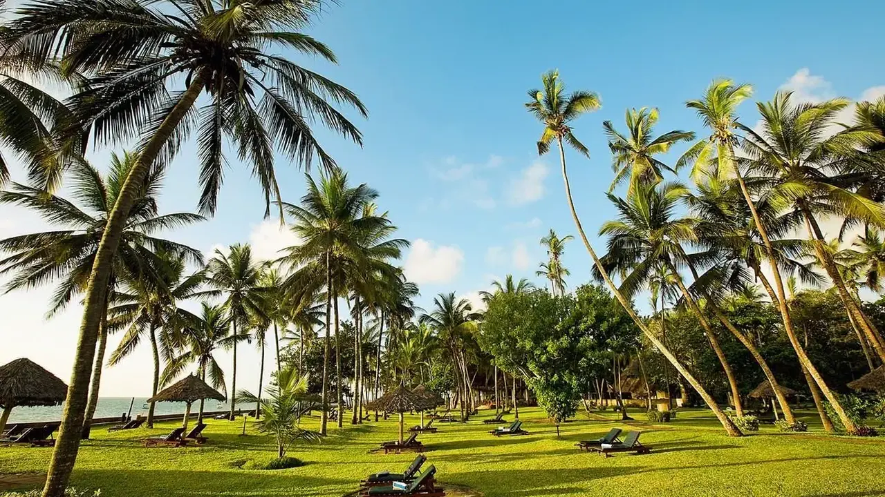 Neptune Paradise Beach Resort & Spa